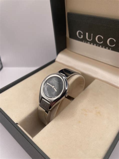 Authentic Gucci 6700L Ladies Watch Black Dial Quartz Stainless .